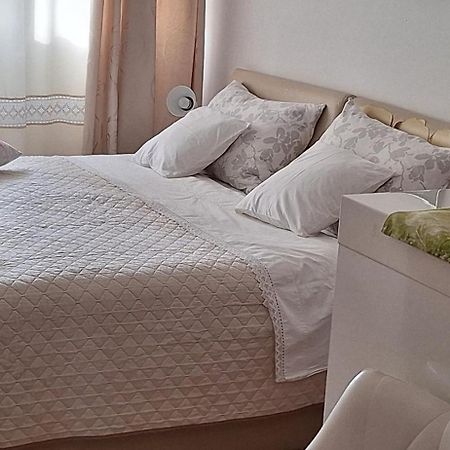 Klara Studio Apartman Сплит Экстерьер фото