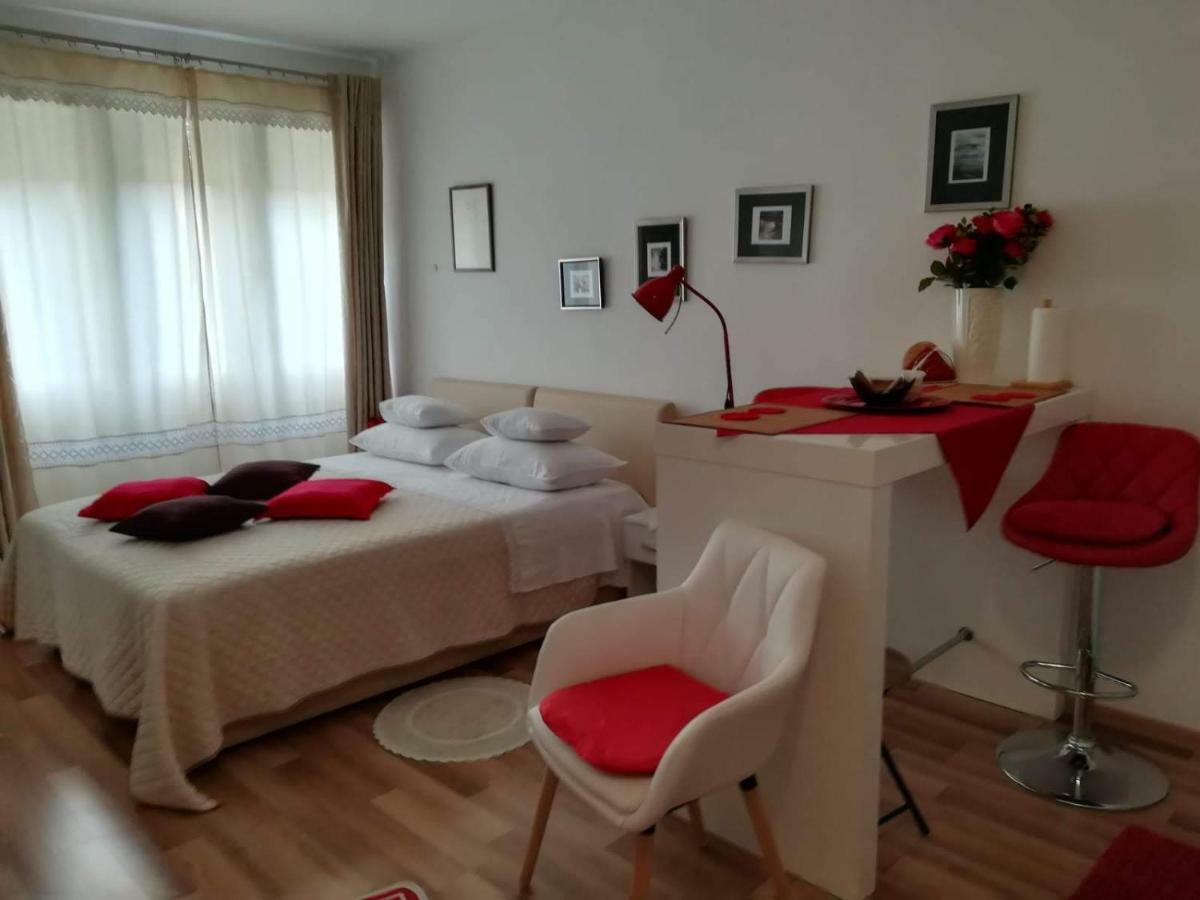 Klara Studio Apartman Сплит Экстерьер фото